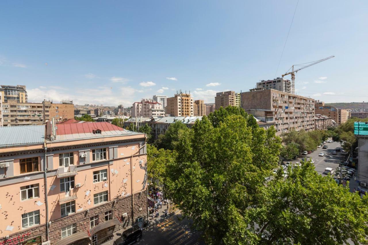 Umba Apartment N3 - Balcony And Mount Ararat View Erivan Exterior foto