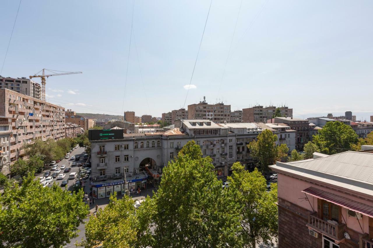 Umba Apartment N3 - Balcony And Mount Ararat View Erivan Exterior foto